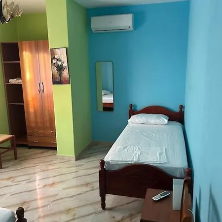 Rezidenca Hasanaj 41-42 *