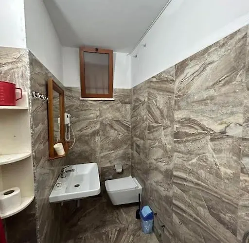 Rezidenca Hasanaj 41-42